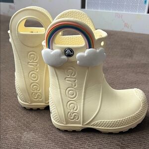 CROCS Kids Cream Boots with Rainbow Detail